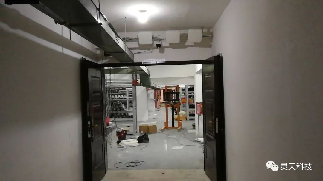 rfid標簽，rfid手持機，rfid打印機，rfid電子標簽，柔性抗金屬電子標簽，rfid讀寫器，超高頻標簽